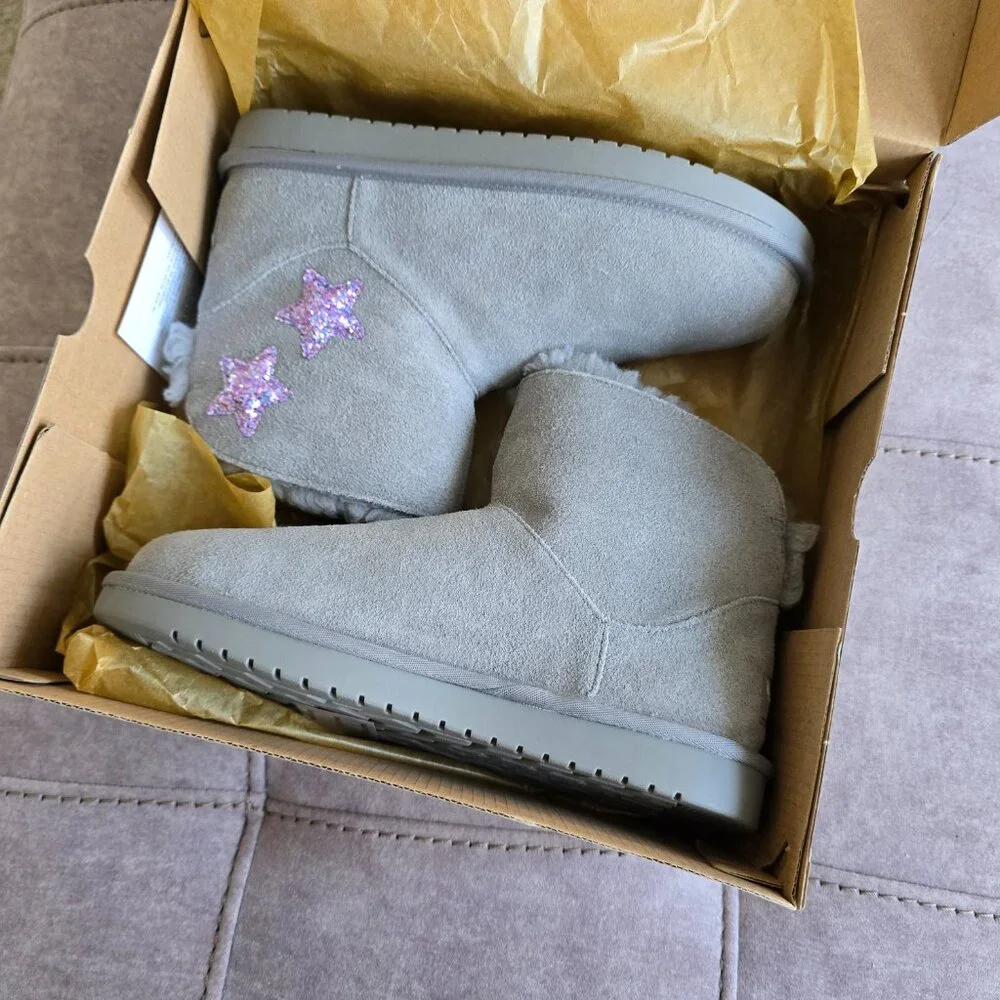 NWT Koolaburra By UGG Girl's Koola Star Mini Booties Size 4
